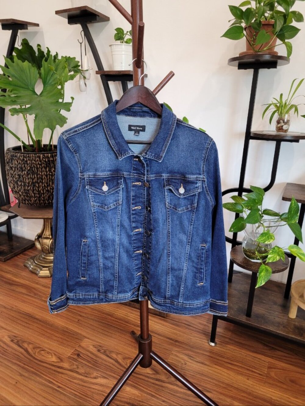 Well Worn Womens Classic Blue Stretch Denim Jean Jacket Button Front, Size Large